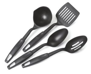 Set cuisine: Spatule, louche, écumoire